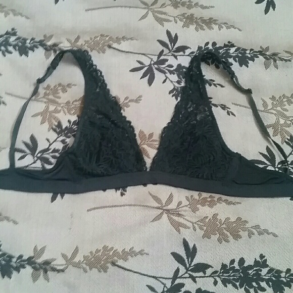 Xhilaration Other - 🔥Xhilaration Black Bralette